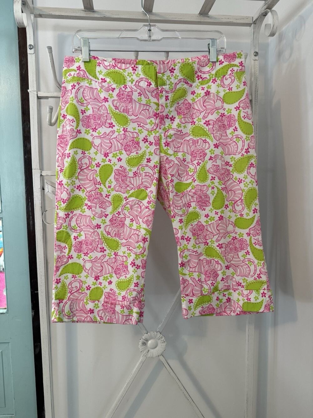 LILLY PULITZER CAPRI PANTS PINK TIGER & GREEN PAISLEY Sz 10